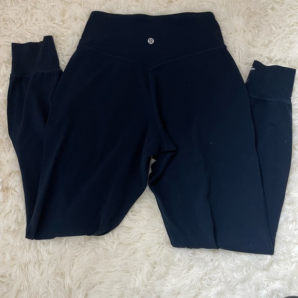 Lululemon joggers - Picture 4 of 6